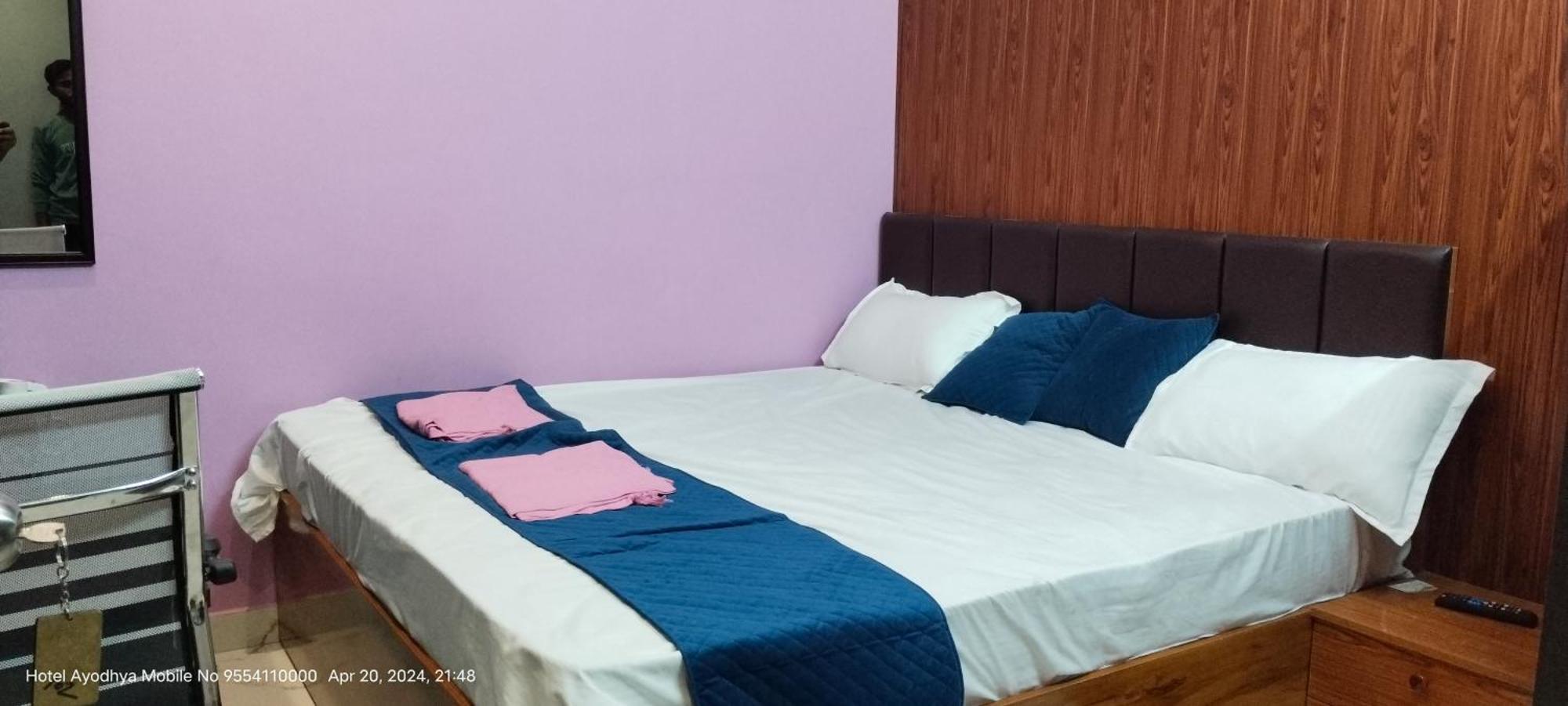 Hotel Ayodhya Paying Guest Kültér fotó